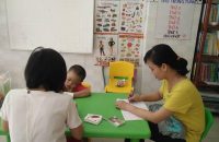 Phương Pháp Nuôi Dạy Trẻ Tự Kỷ Trong Lớp Hòa Nhập