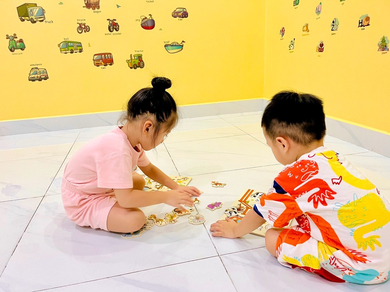 Dấu hiệu nhận biết trẻ chậm nói sớm – Khi nào cần can thiệp? Dấu hiệu nhận biết trẻ chậm nói sớm – Khi nào cần can thiệp?