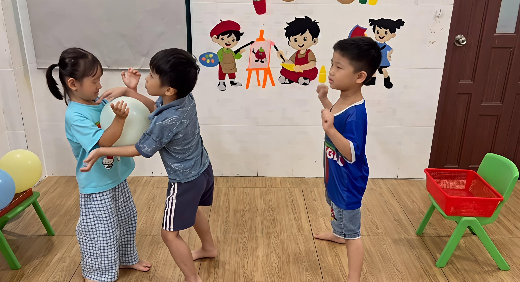 Trẻ chậm nói là gì? Dấu hiệu nhận biết và khi nào cần can thiệp